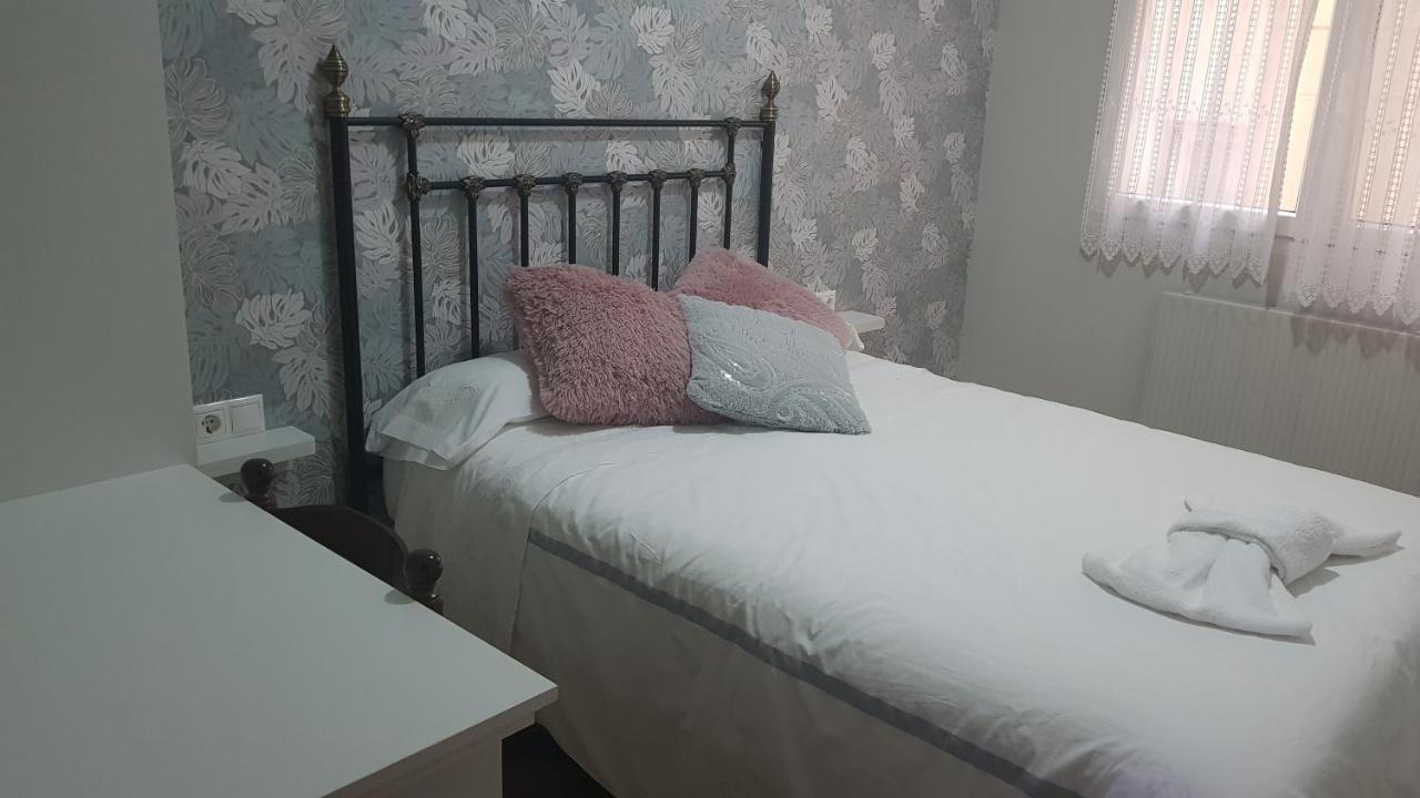 Apartamentos Paz Ribadeo Ngoại thất bức ảnh